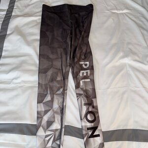 Peloton Black and Gray Geometric Leggings